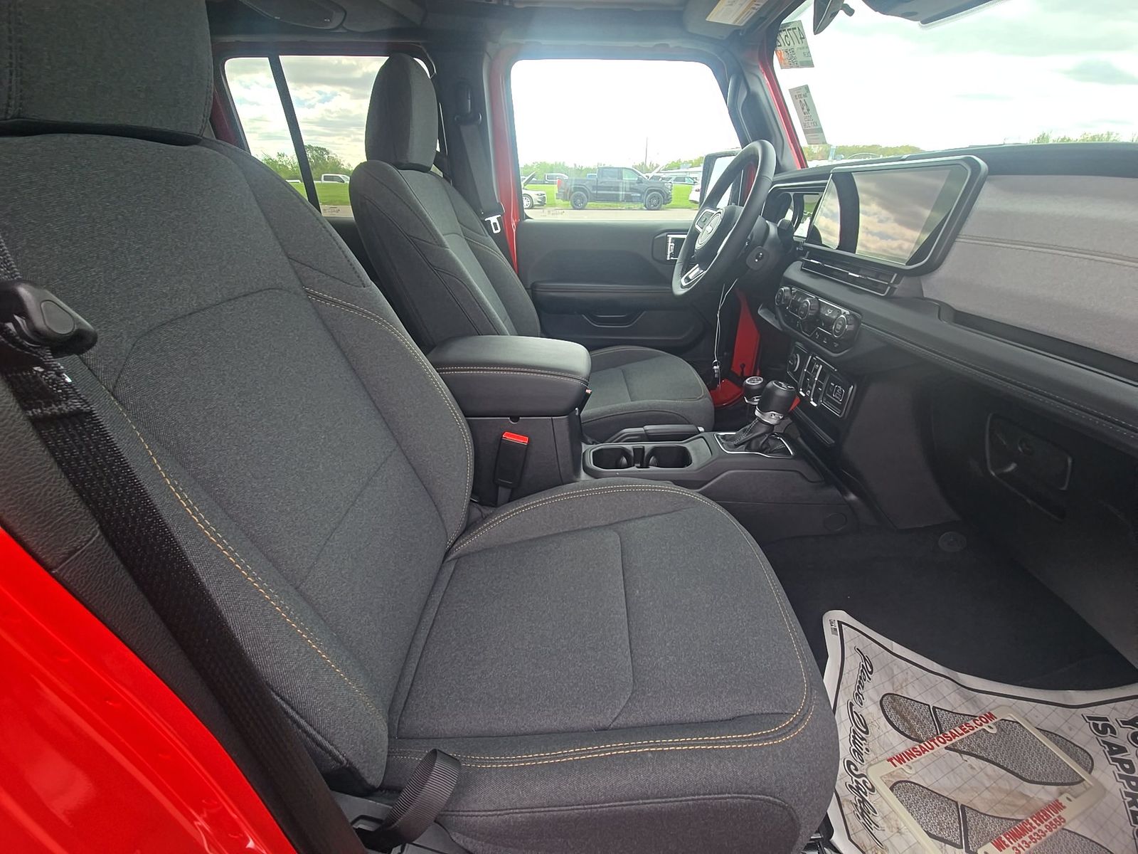 2025 Jeep Wrangler 4xe Sahara AWD