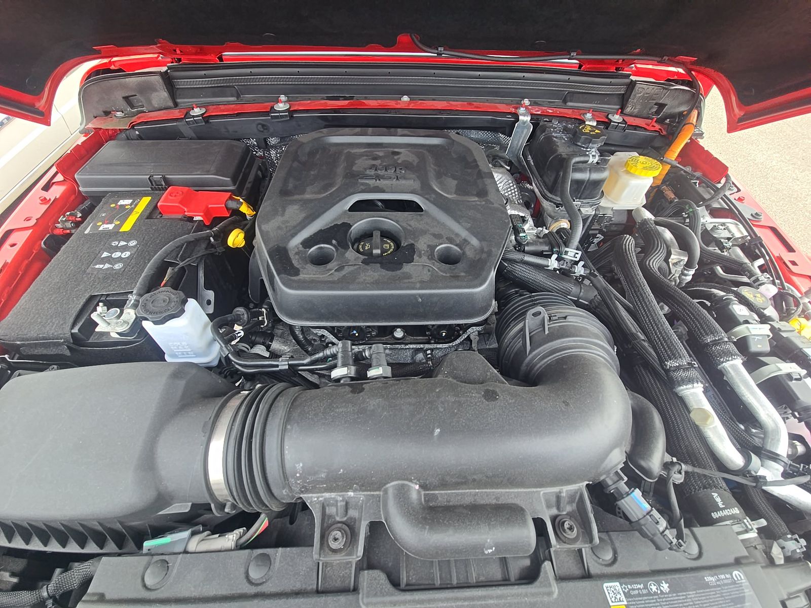 2025 Jeep Wrangler 4xe Sahara AWD