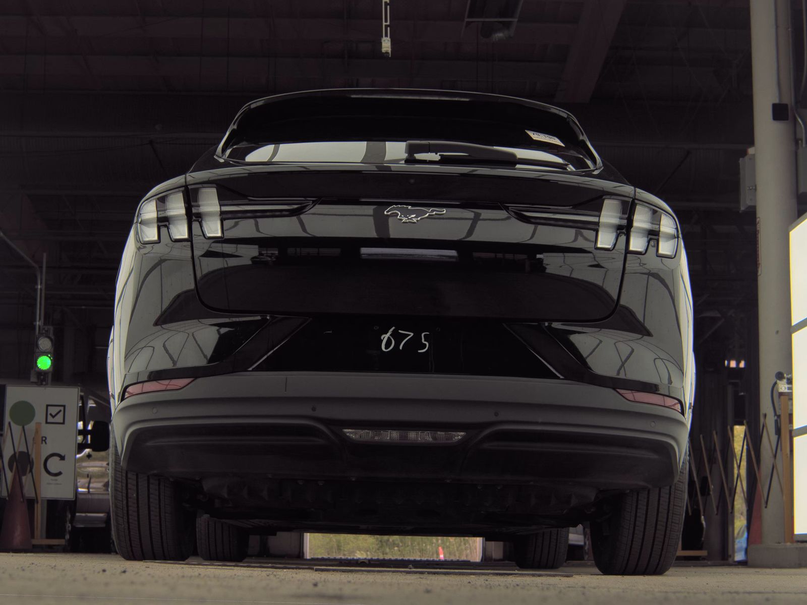 FORD MUSTANG MACH-E - 8
