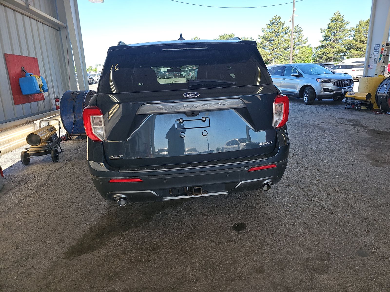 FORD EXPLORER - 6