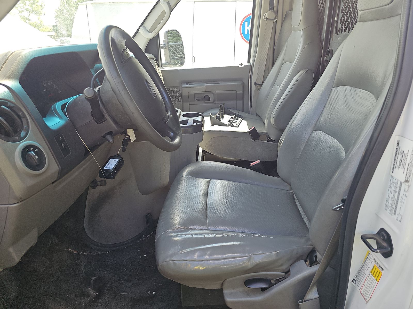 NISSAN VERSA - 8