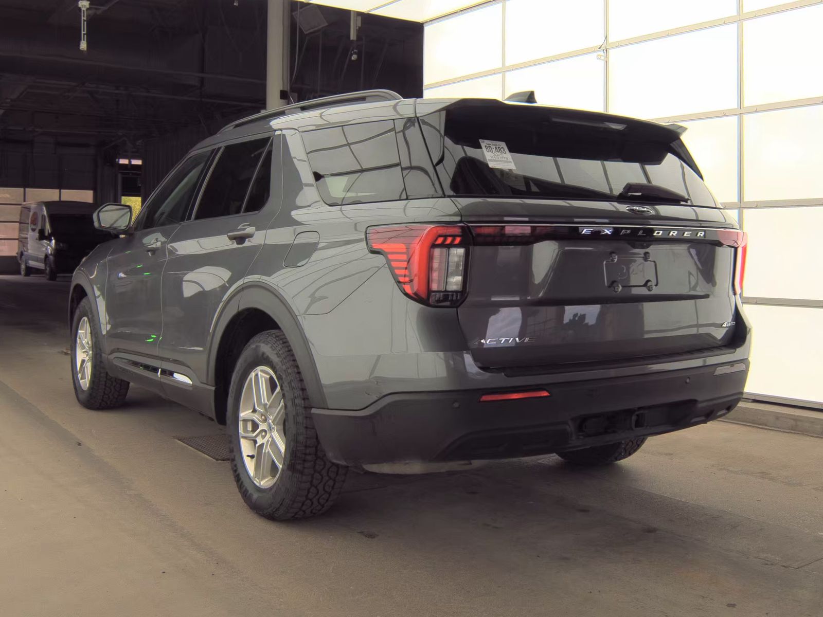 FORD EXPLORER - 9