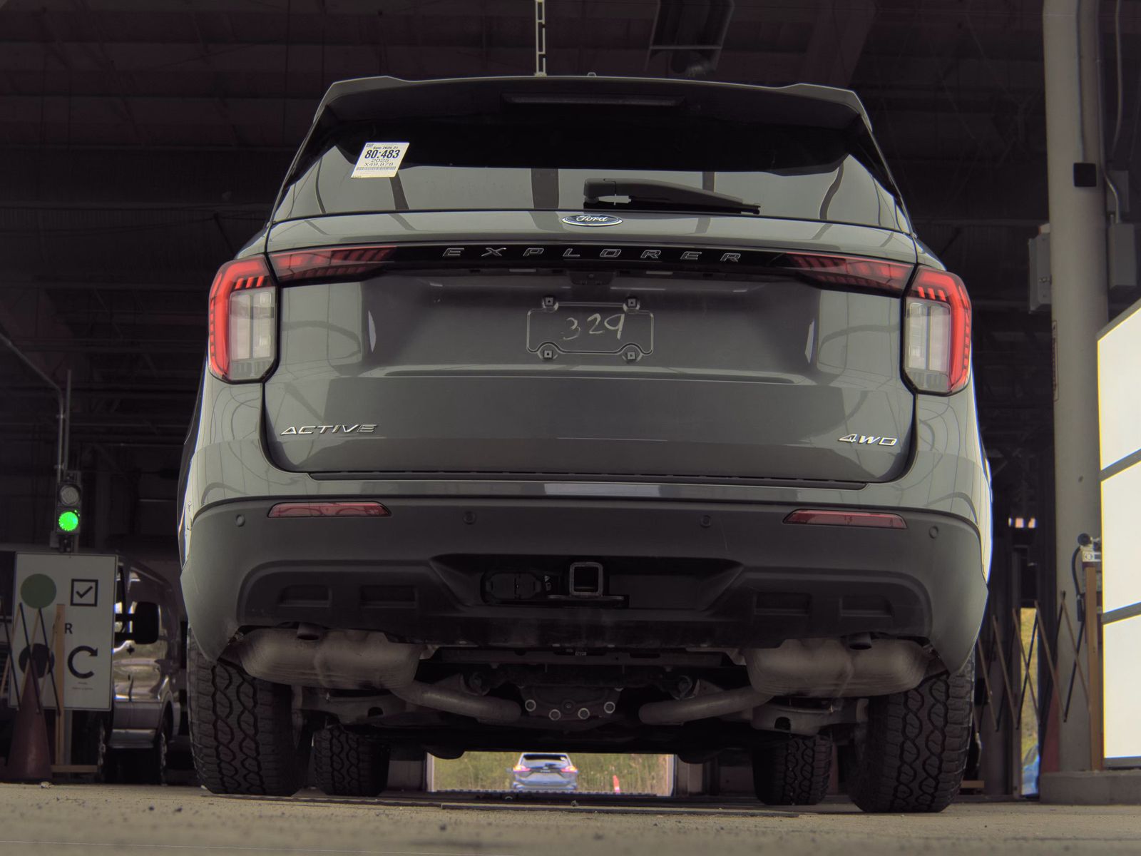 FORD EXPLORER - 8