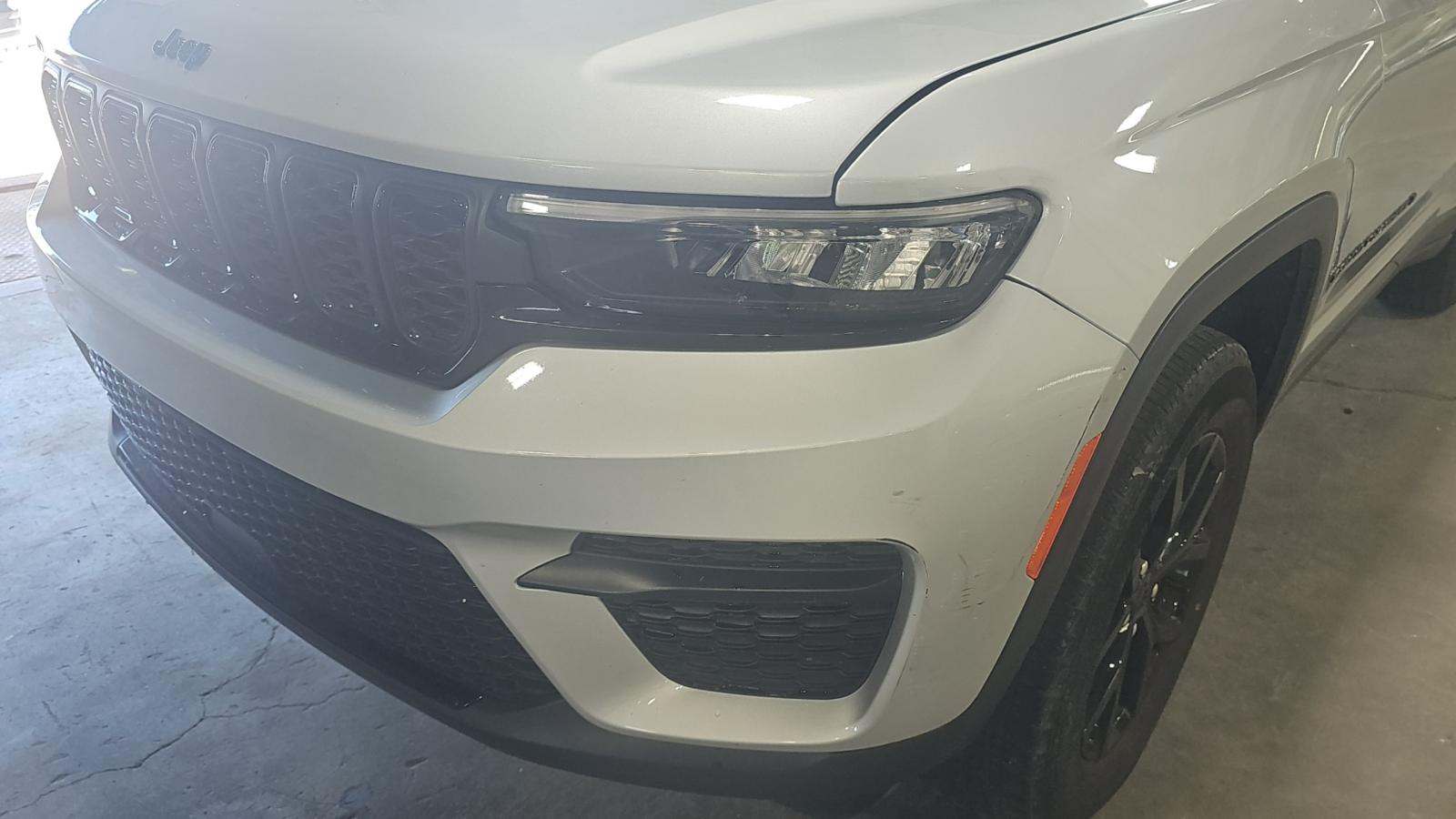 2024 Jeep Grand Cherokee Altitude AWD