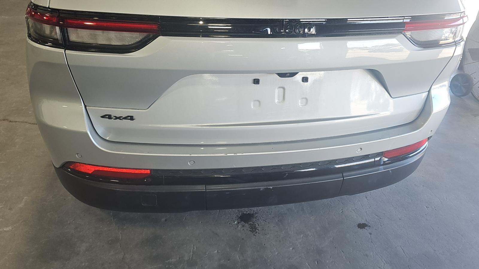 2024 Jeep Grand Cherokee Altitude AWD