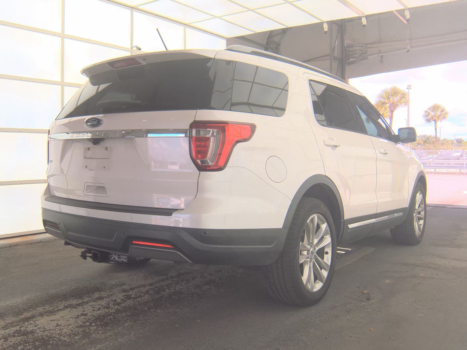 FORD EXPLORER - 6