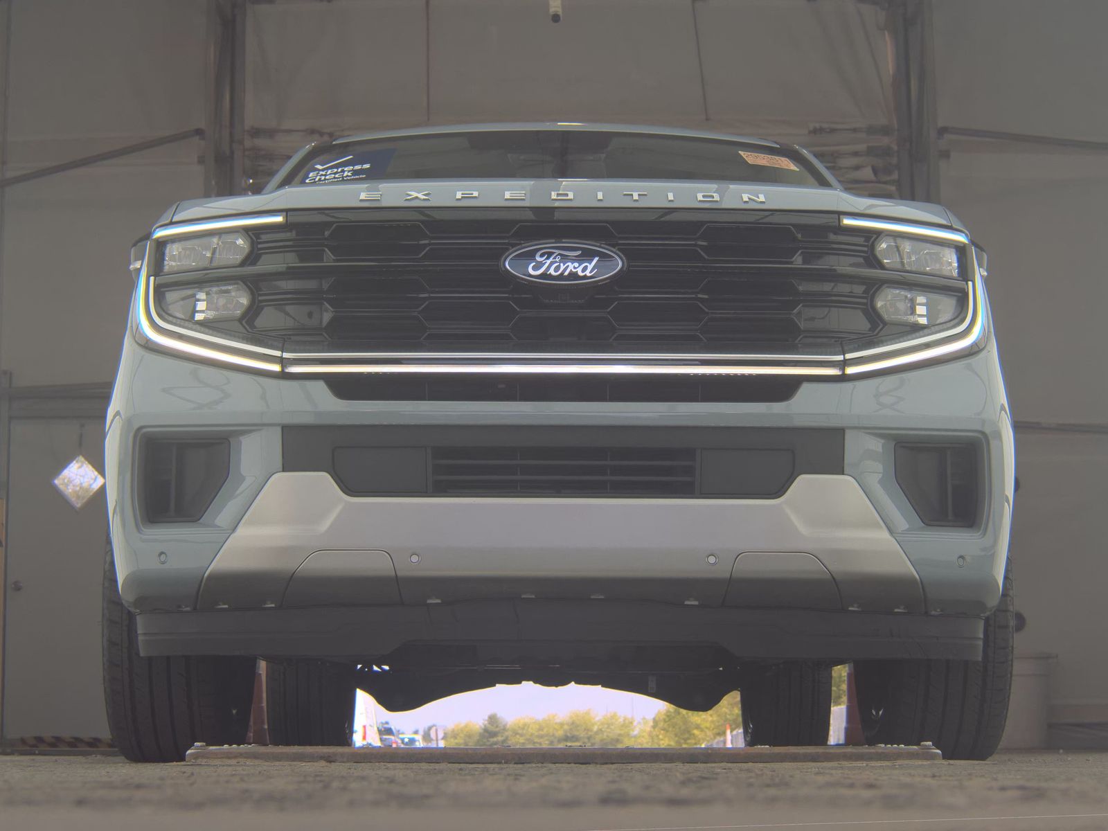 FORD EXPEDITION MAX - 4