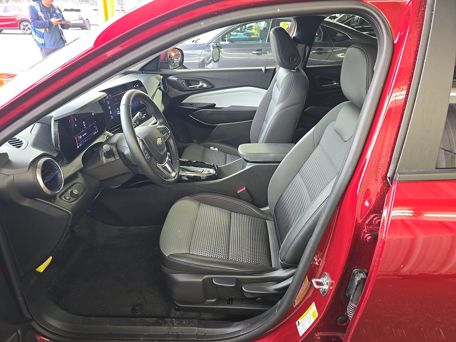 CHEVROLET TRAX - 8