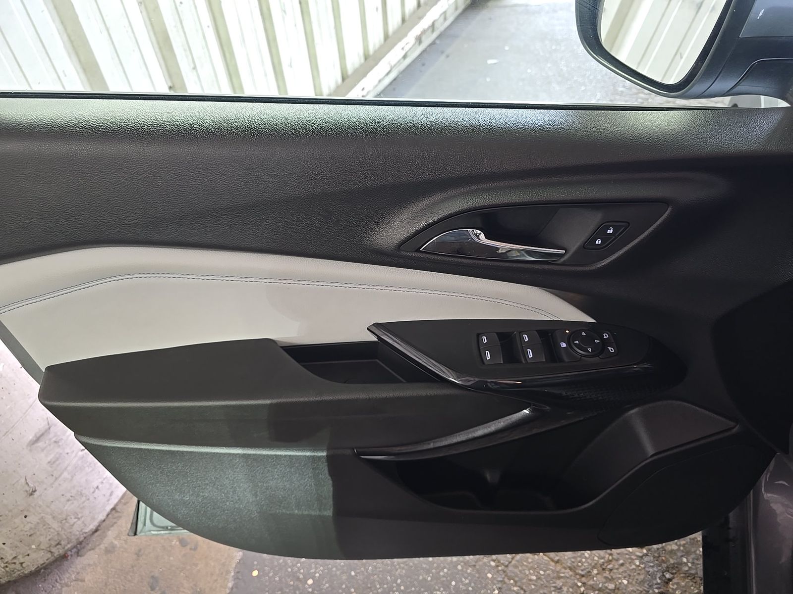 CHEVROLET TRAX - 10