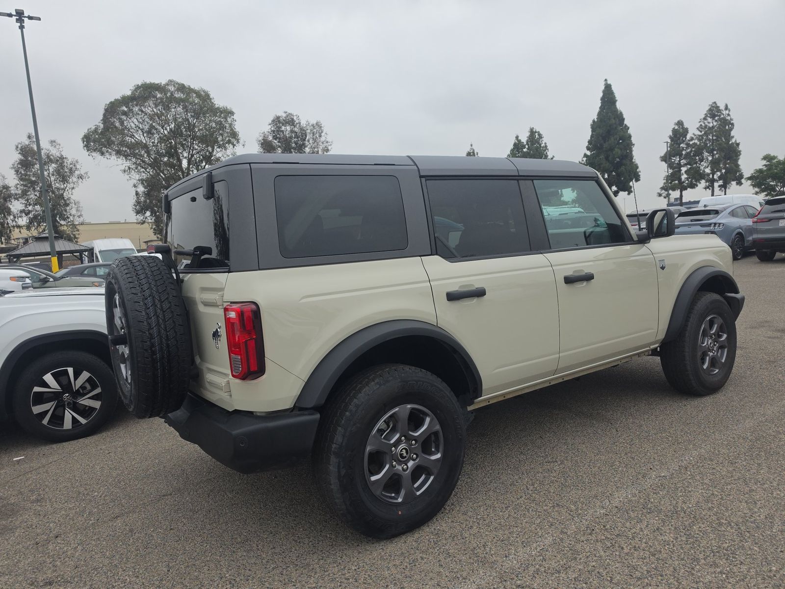 FORD BRONCO - 5