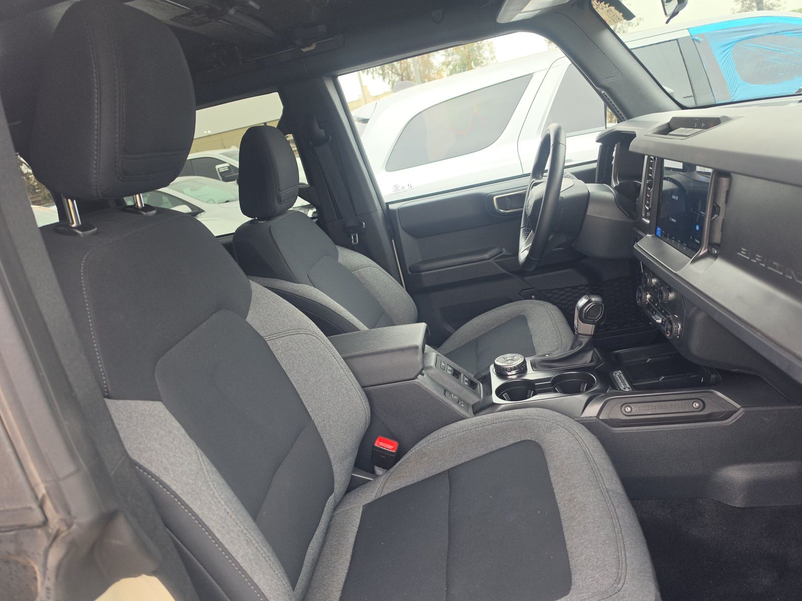 FORD BRONCO - 9