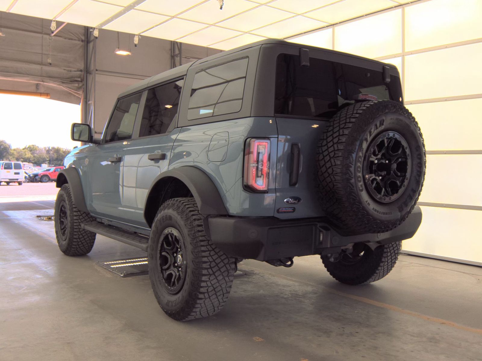 FORD BRONCO - 9