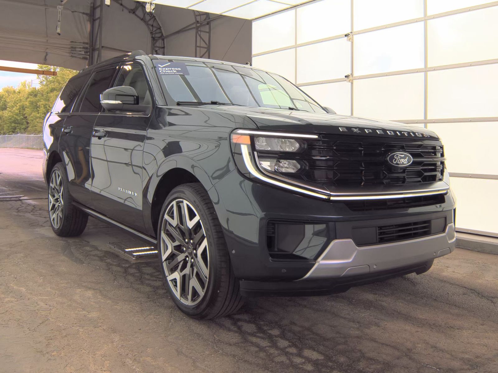 FORD EXPEDITION - 5