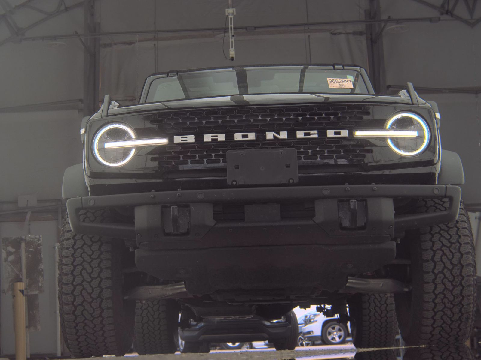 FORD BRONCO - 4