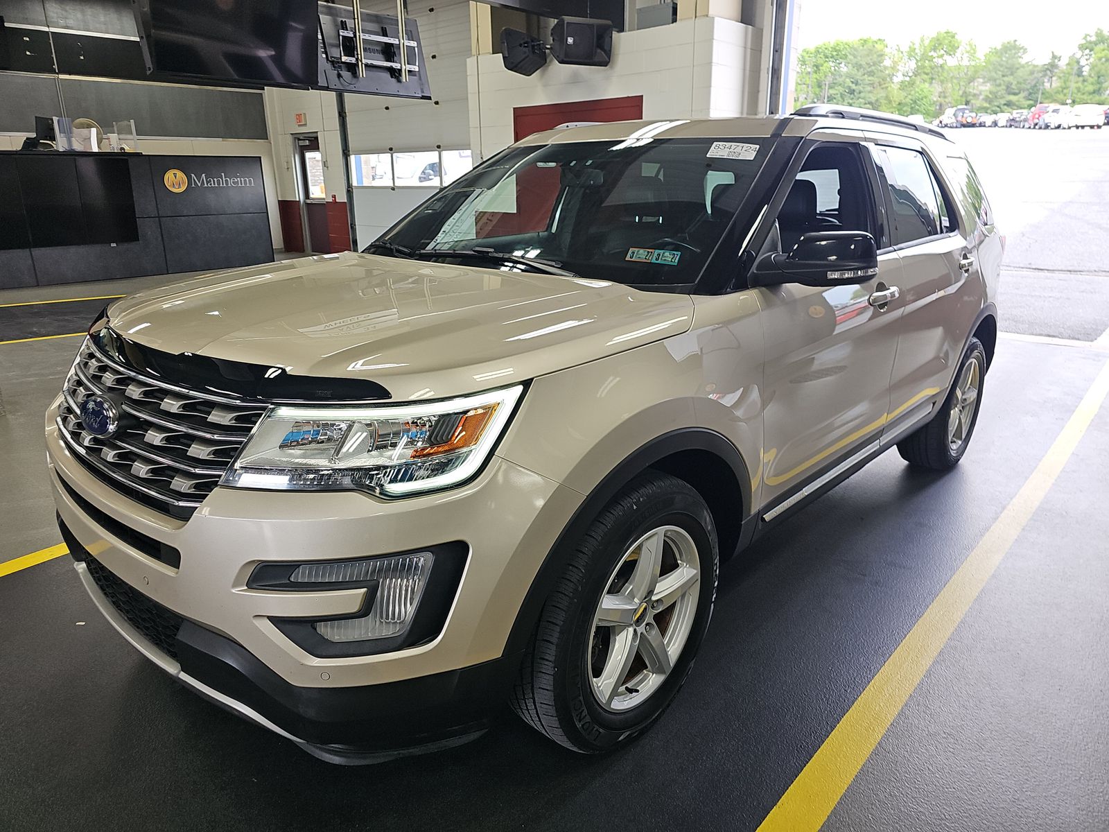 FORD EXPLORER - 1