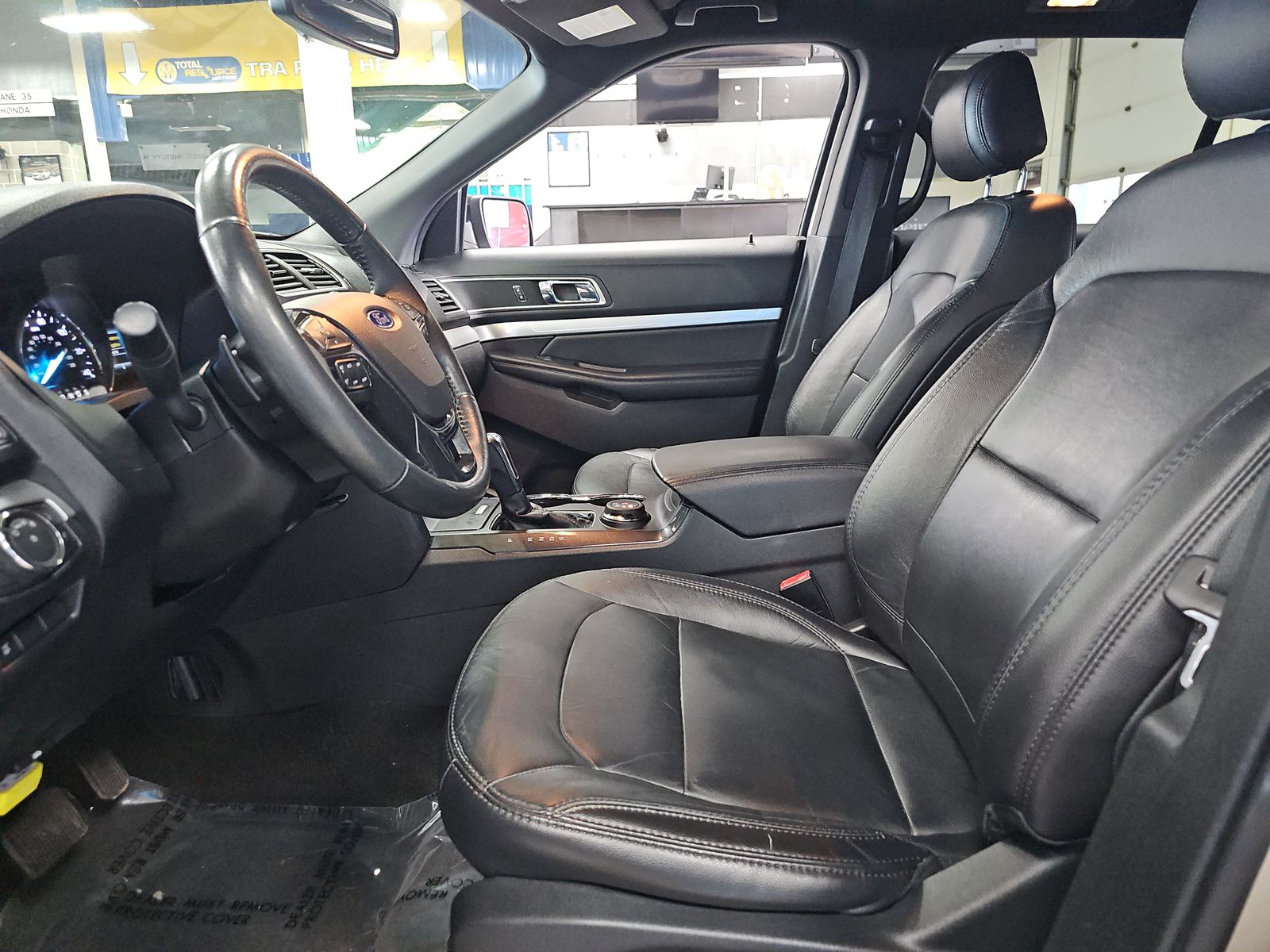 FORD EXPLORER - 8