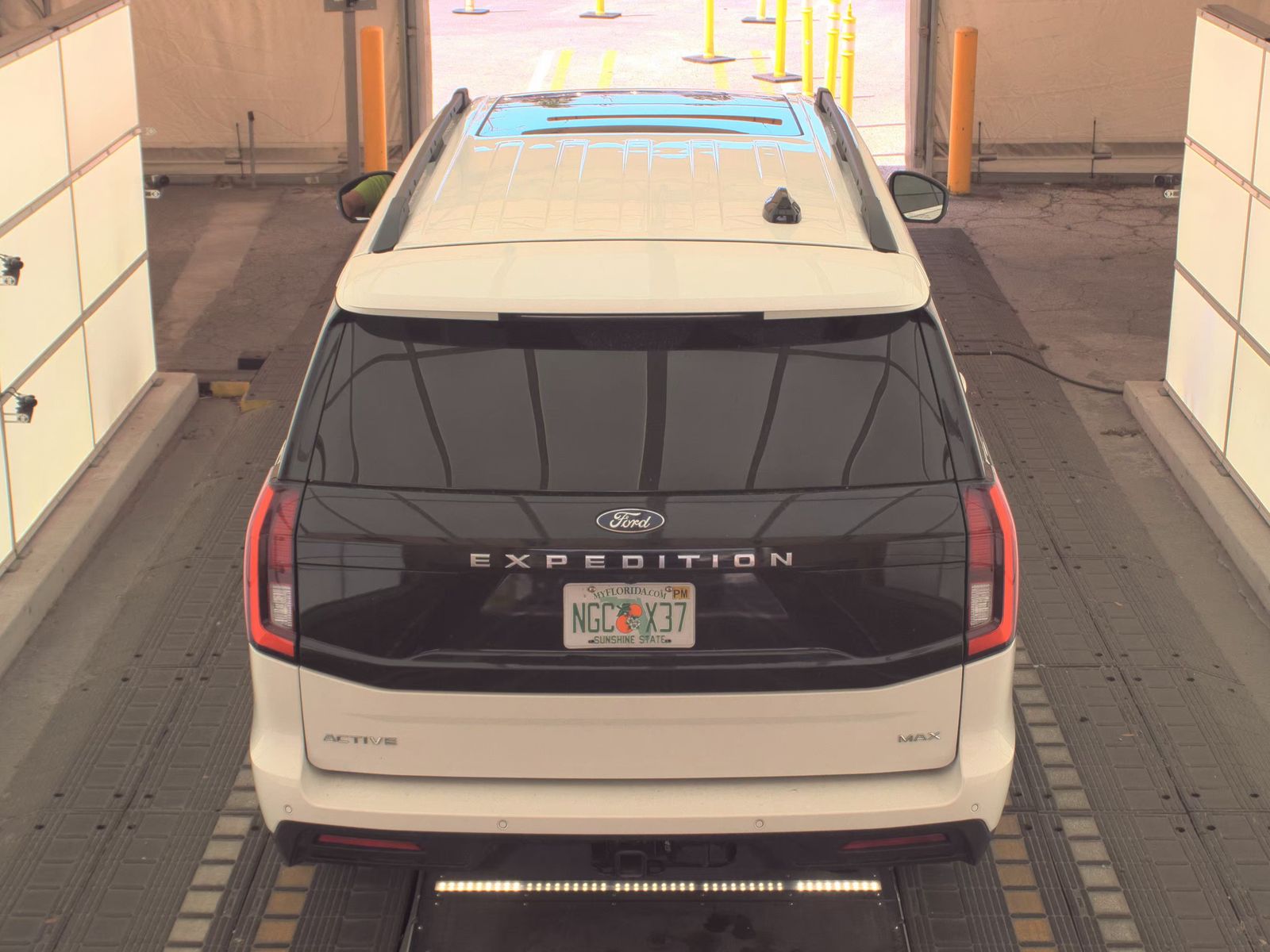 FORD EXPEDITION MAX - 7