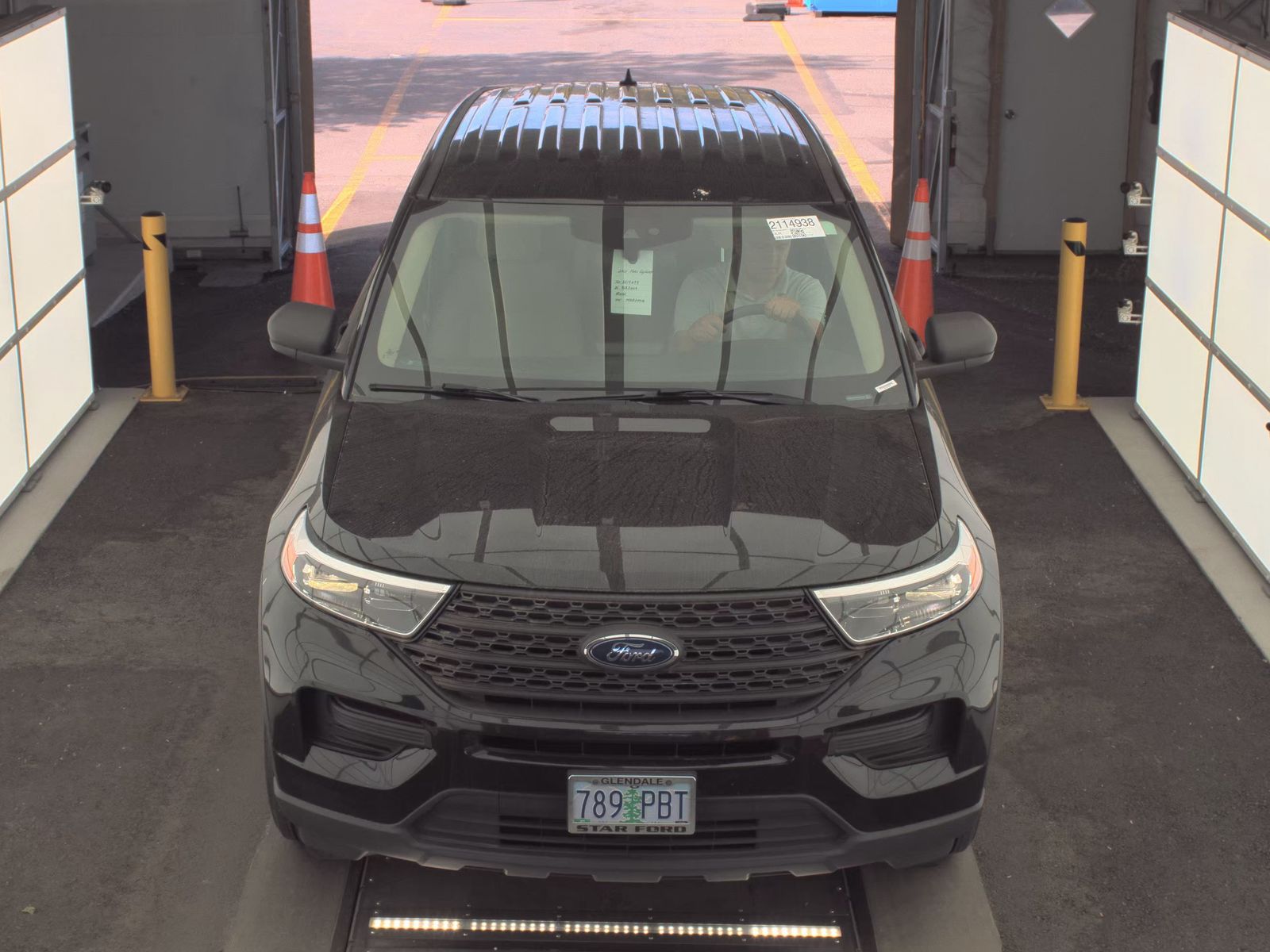 FORD EXPLORER - 3