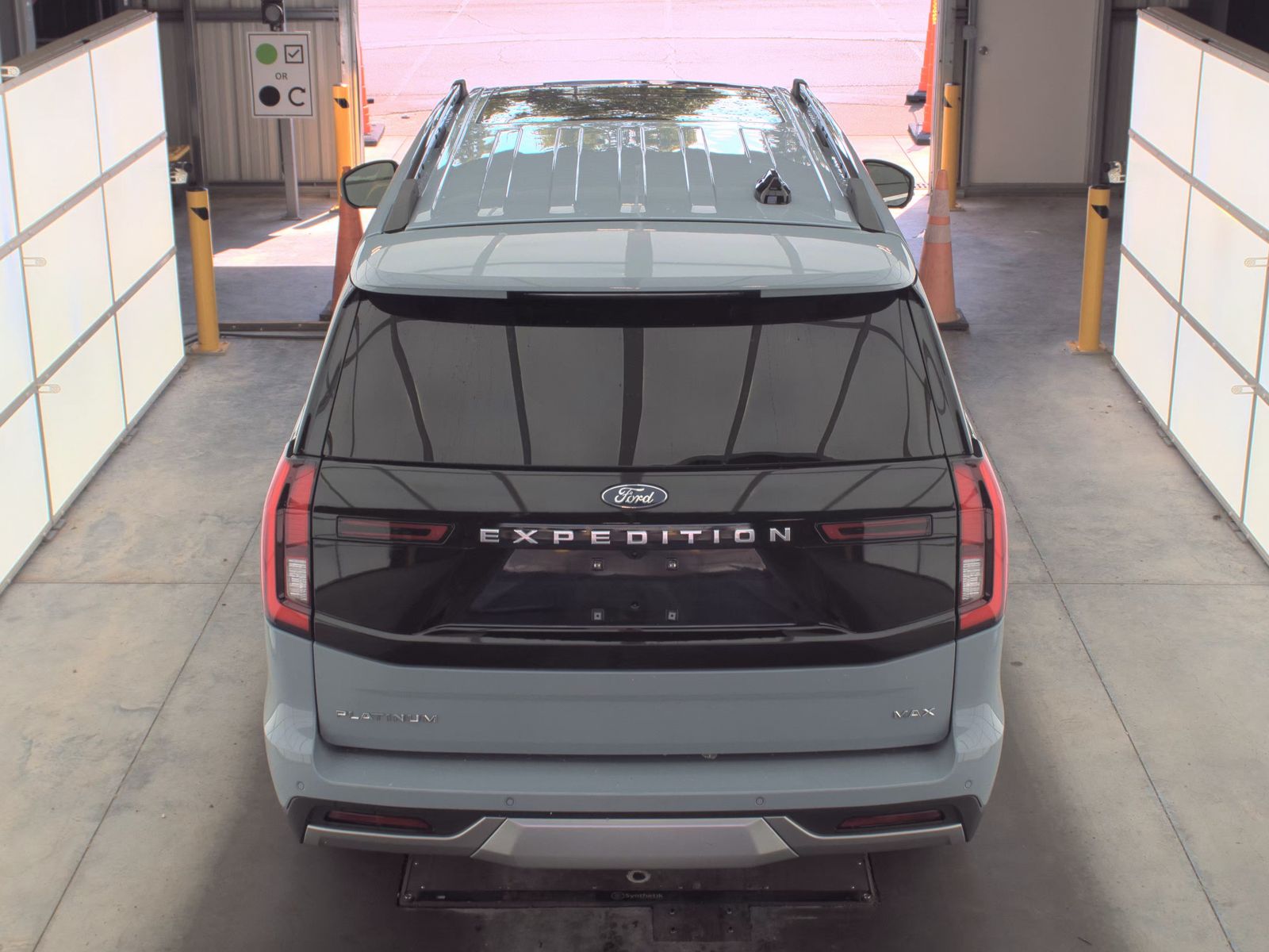 FORD EXPEDITION MAX - 7