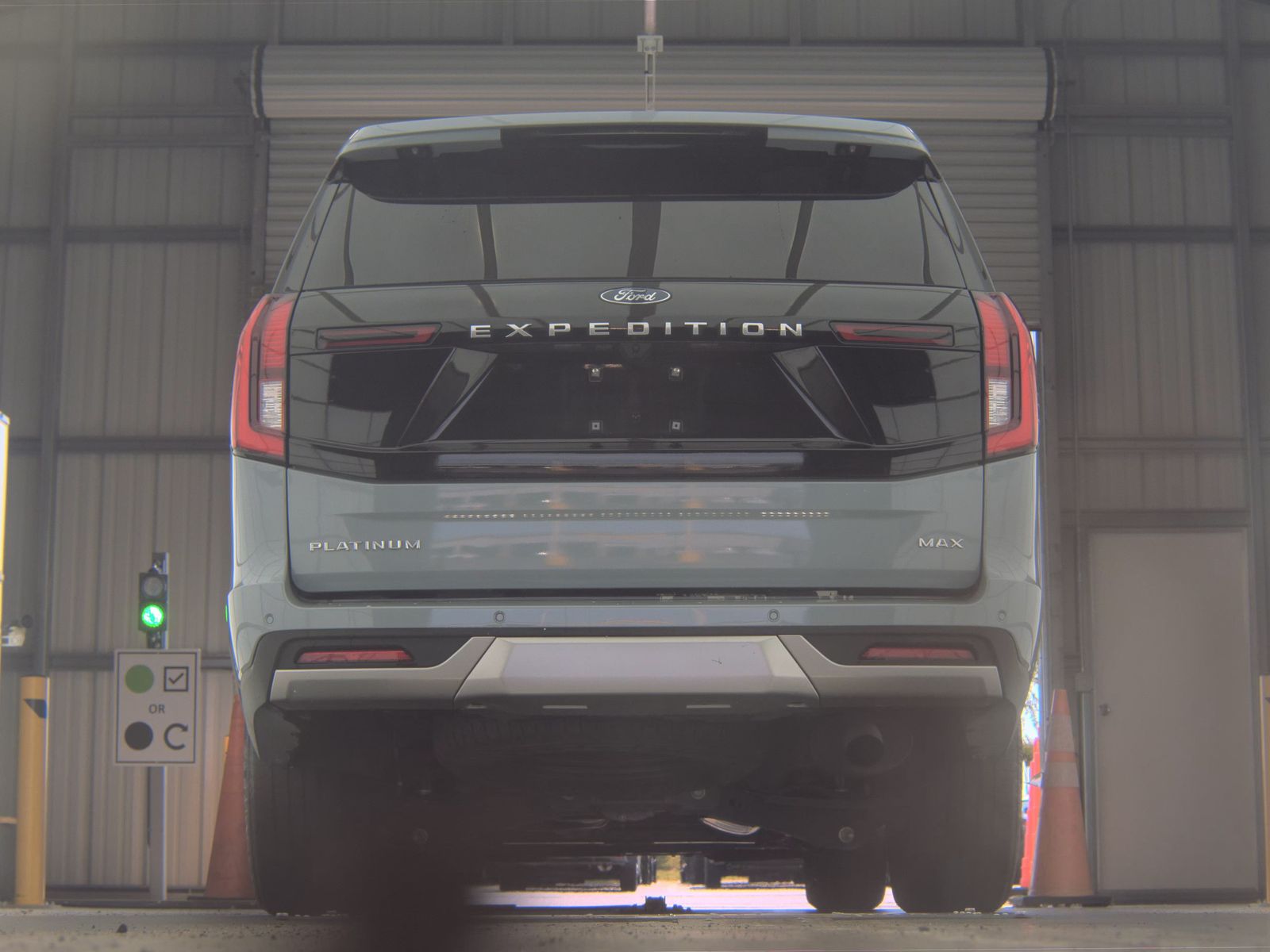 FORD EXPEDITION MAX - 8