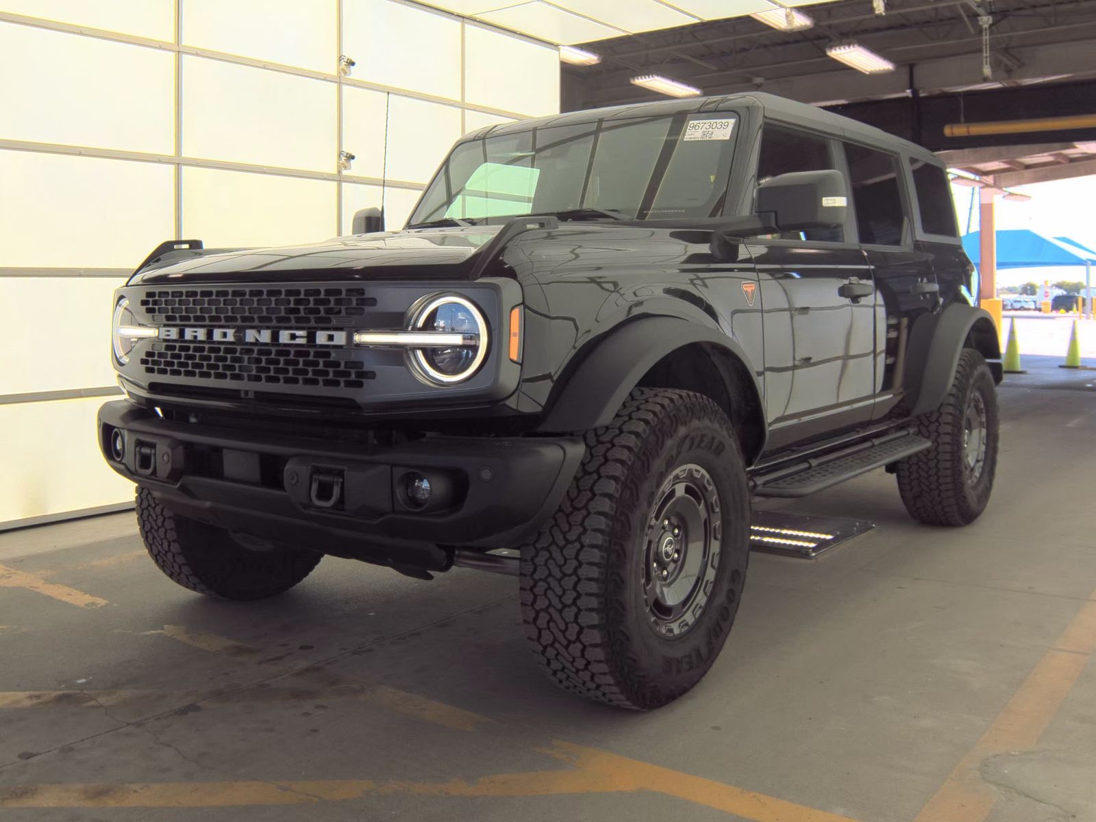 FORD BRONCO - 1