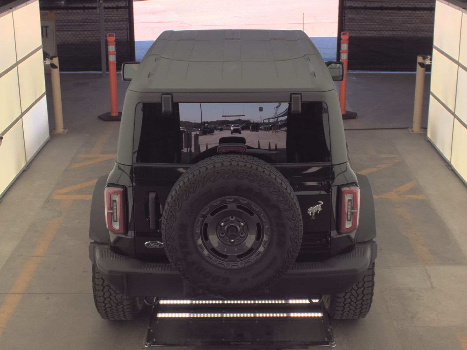 FORD BRONCO - 7
