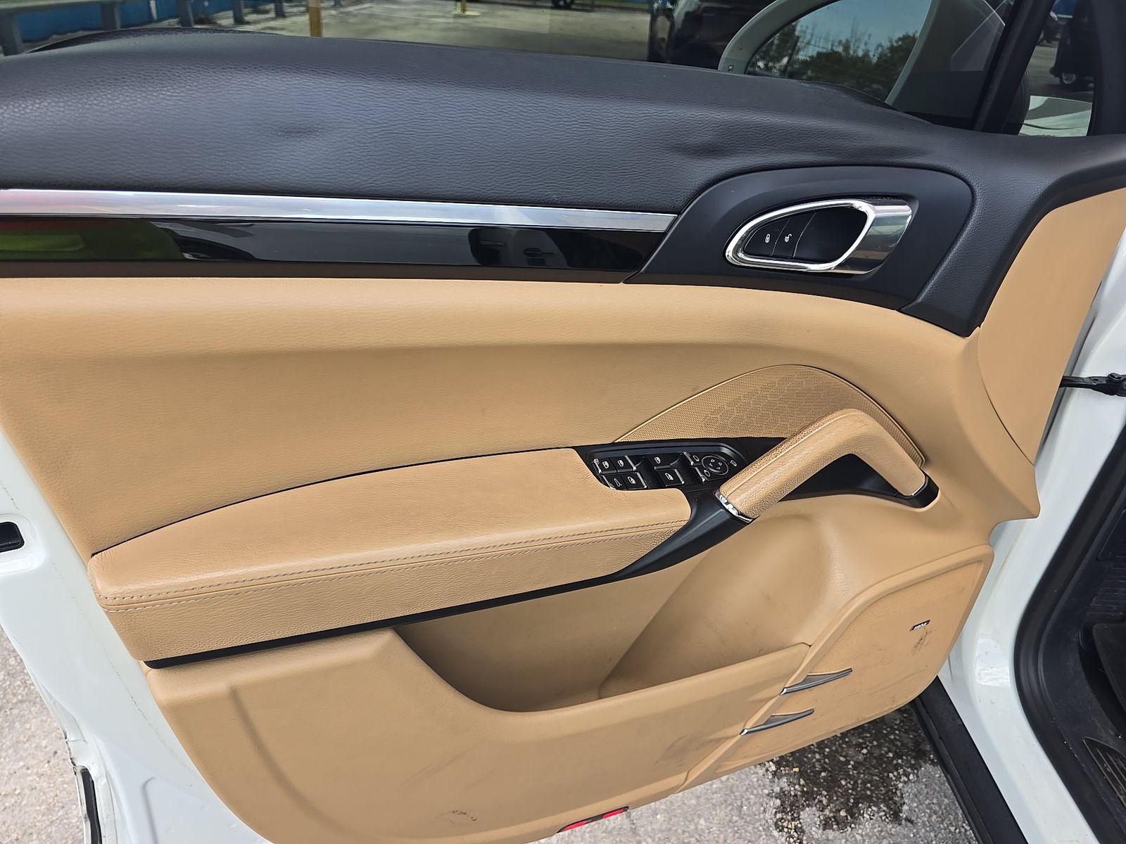 PORSCHE CAYENNE - 10