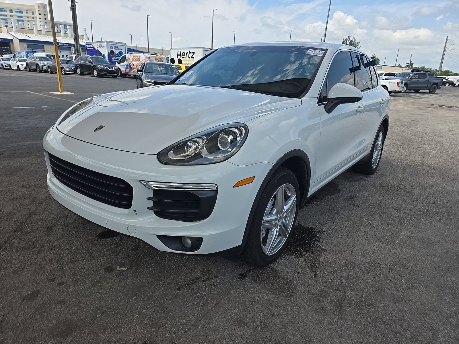 PORSCHE CAYENNE - 1