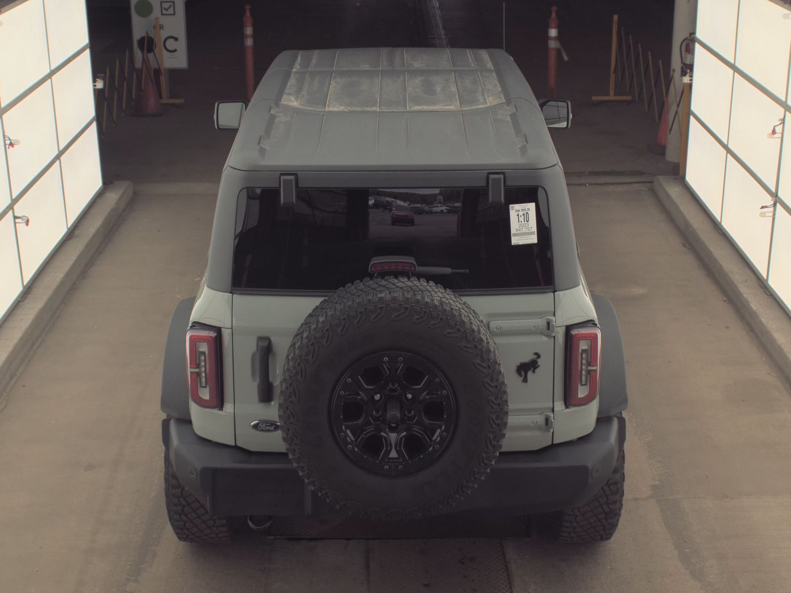 FORD BRONCO - 7
