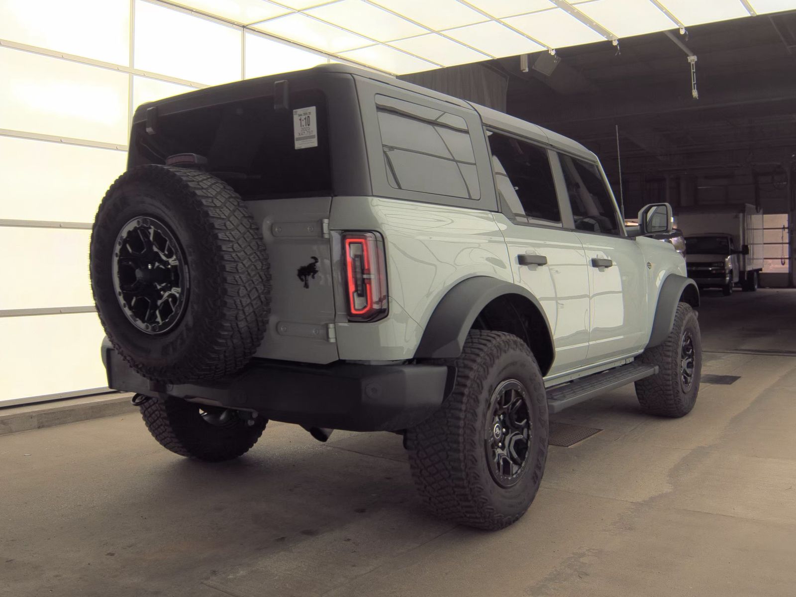 FORD BRONCO - 6