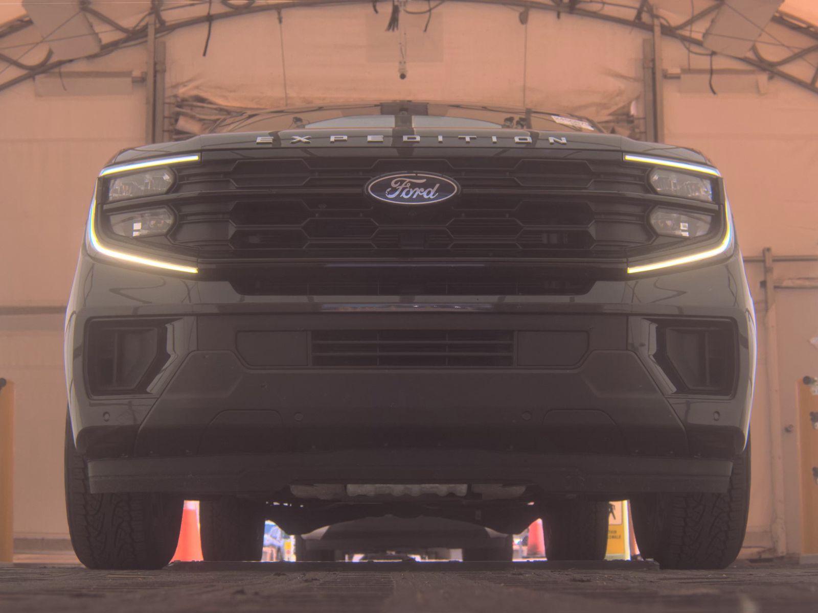 FORD EXPEDITION MAX - 4