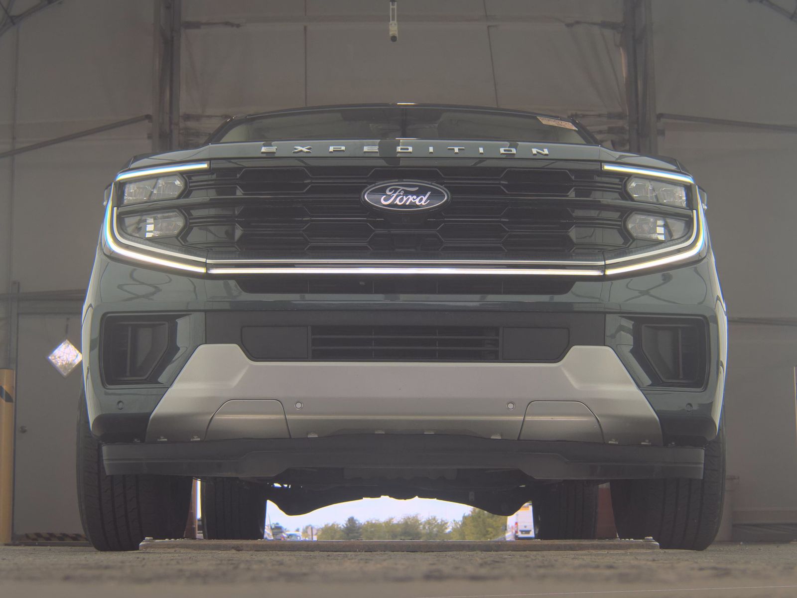 FORD EXPEDITION MAX - 4