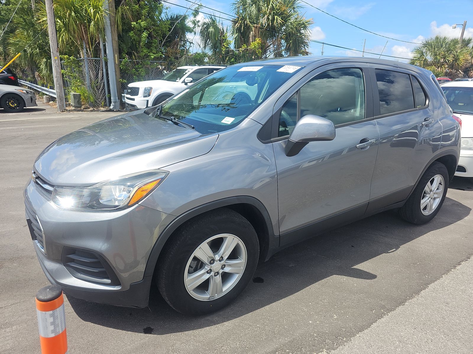 CHEVROLET TRAX - 1