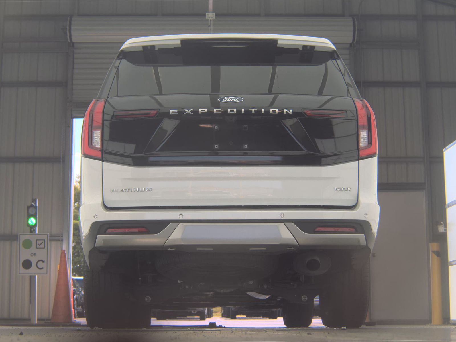 FORD EXPEDITION MAX - 8