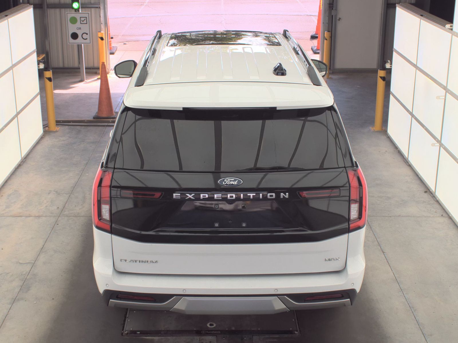 FORD EXPEDITION MAX - 7
