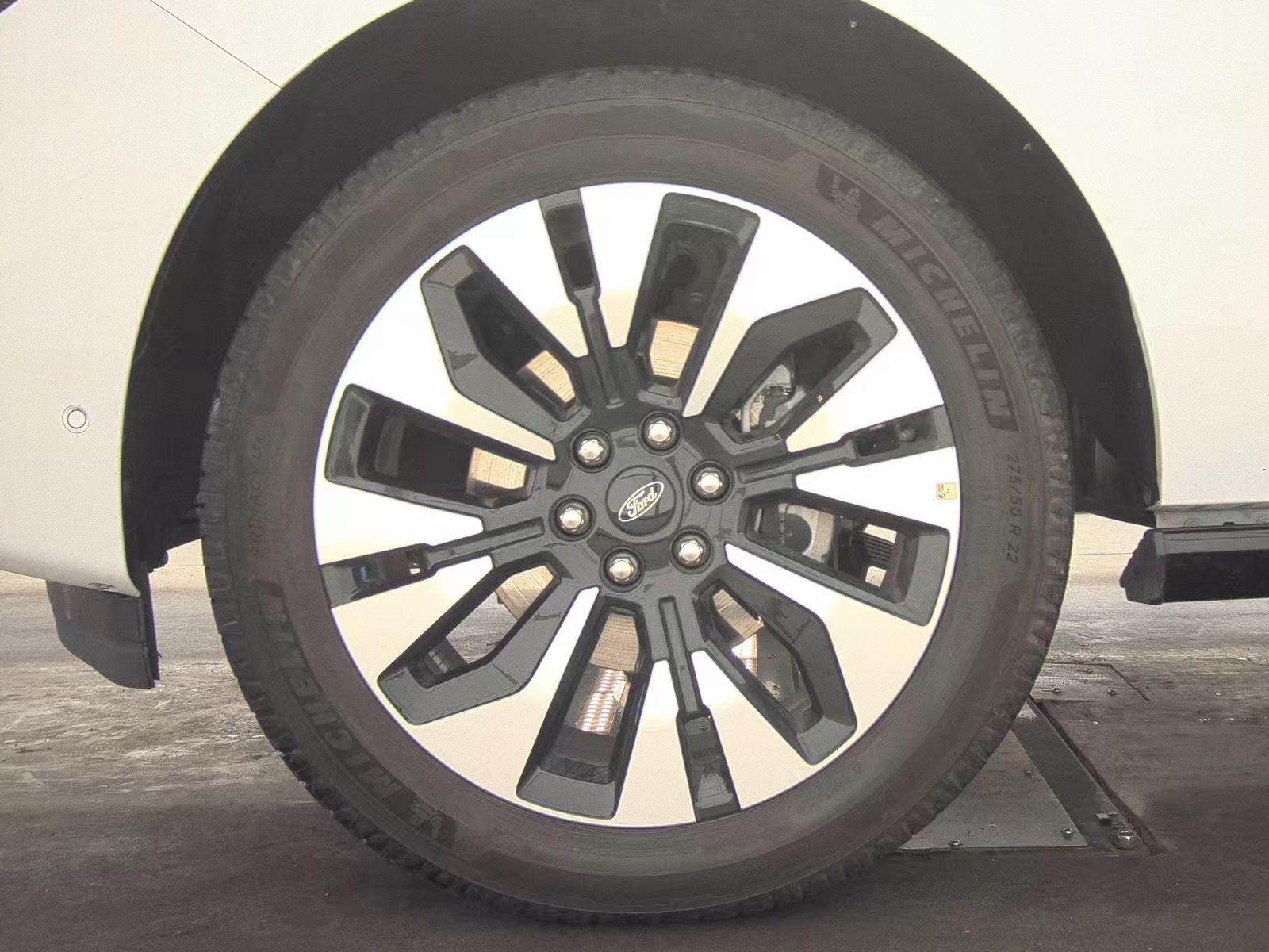 FORD EXPEDITION MAX - 10