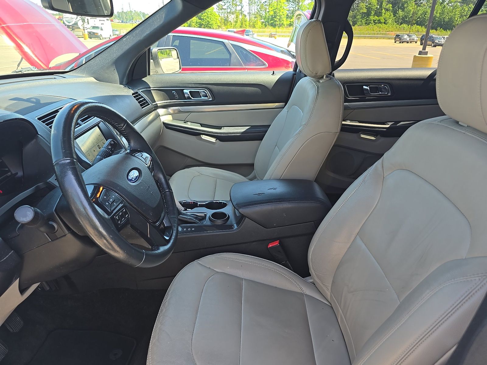 FORD EXPLORER - 8