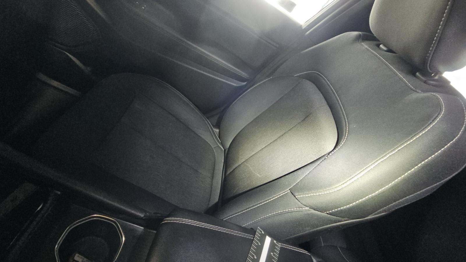 2024 Jeep Grand Cherokee L Laredo RWD