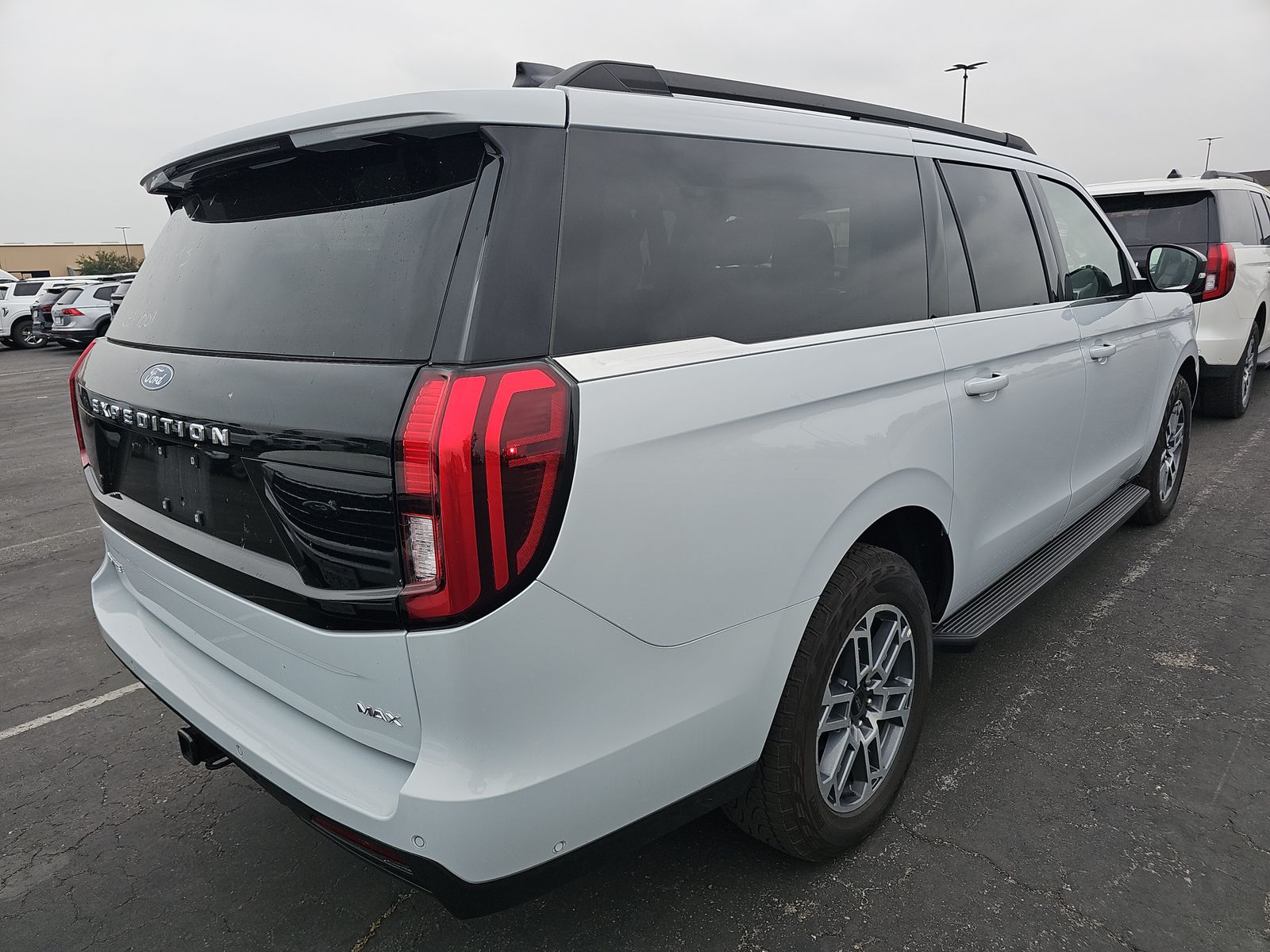 FORD EXPEDITION MAX - 5