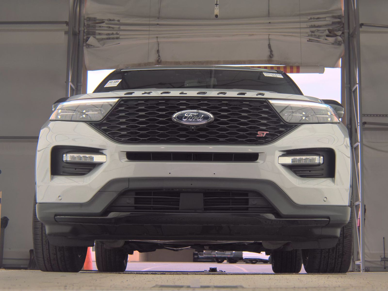 FORD EXPLORER - 4