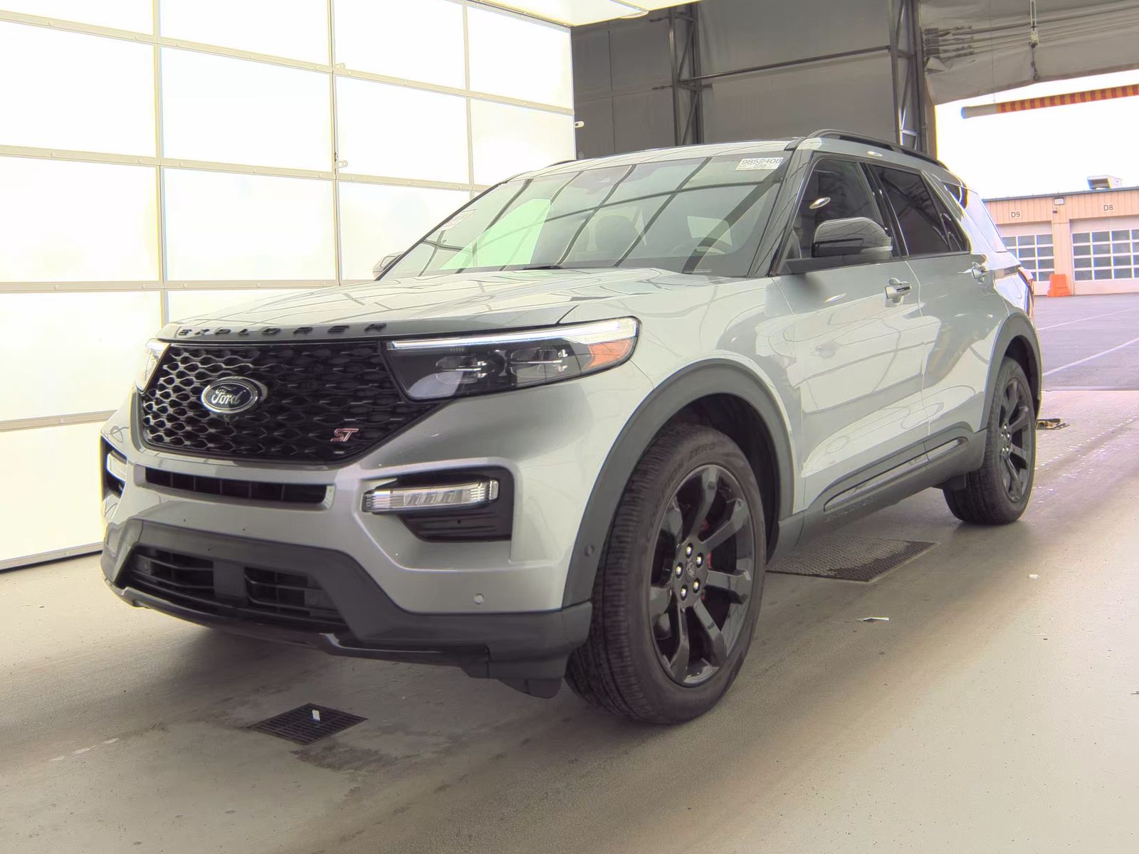 FORD EXPLORER - 1