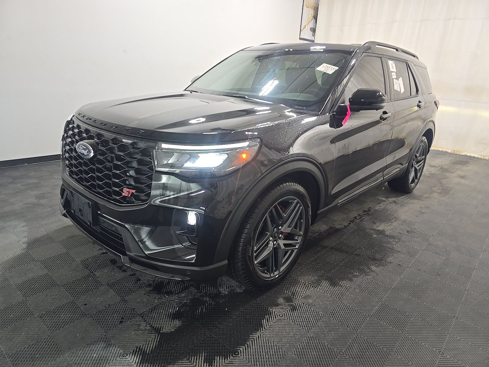 FORD EXPLORER - 1