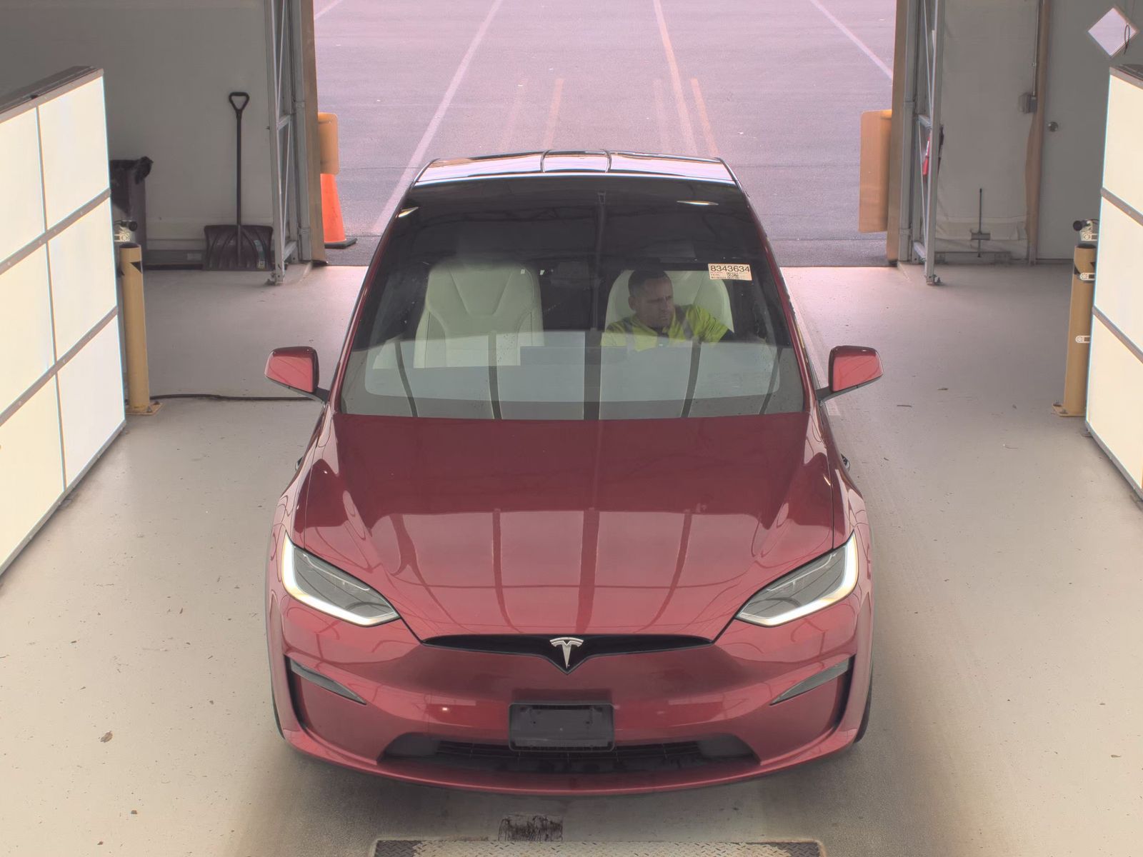 TESLA MODEL X - 3