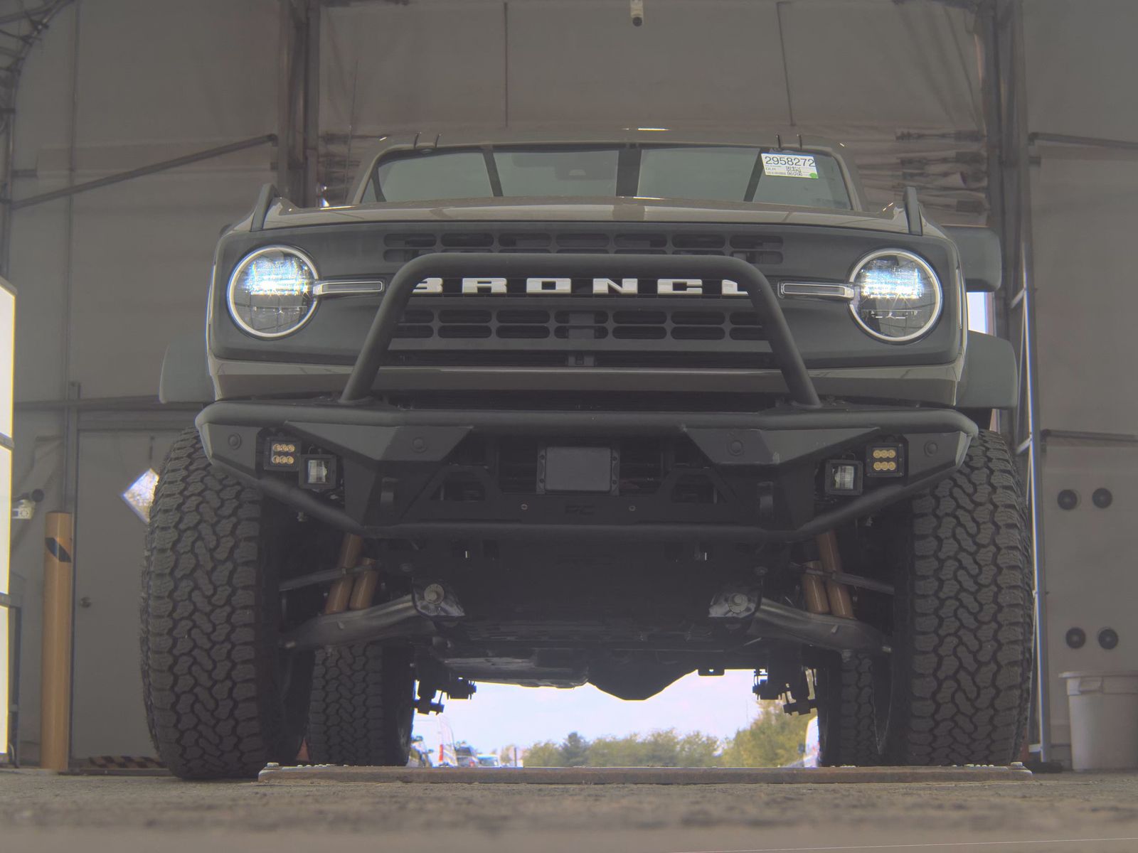 FORD BRONCO - 4