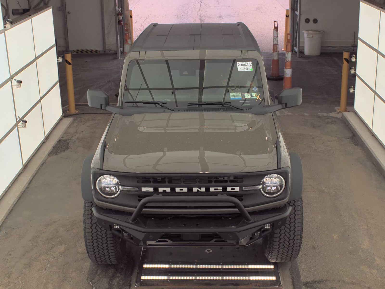 FORD BRONCO - 3