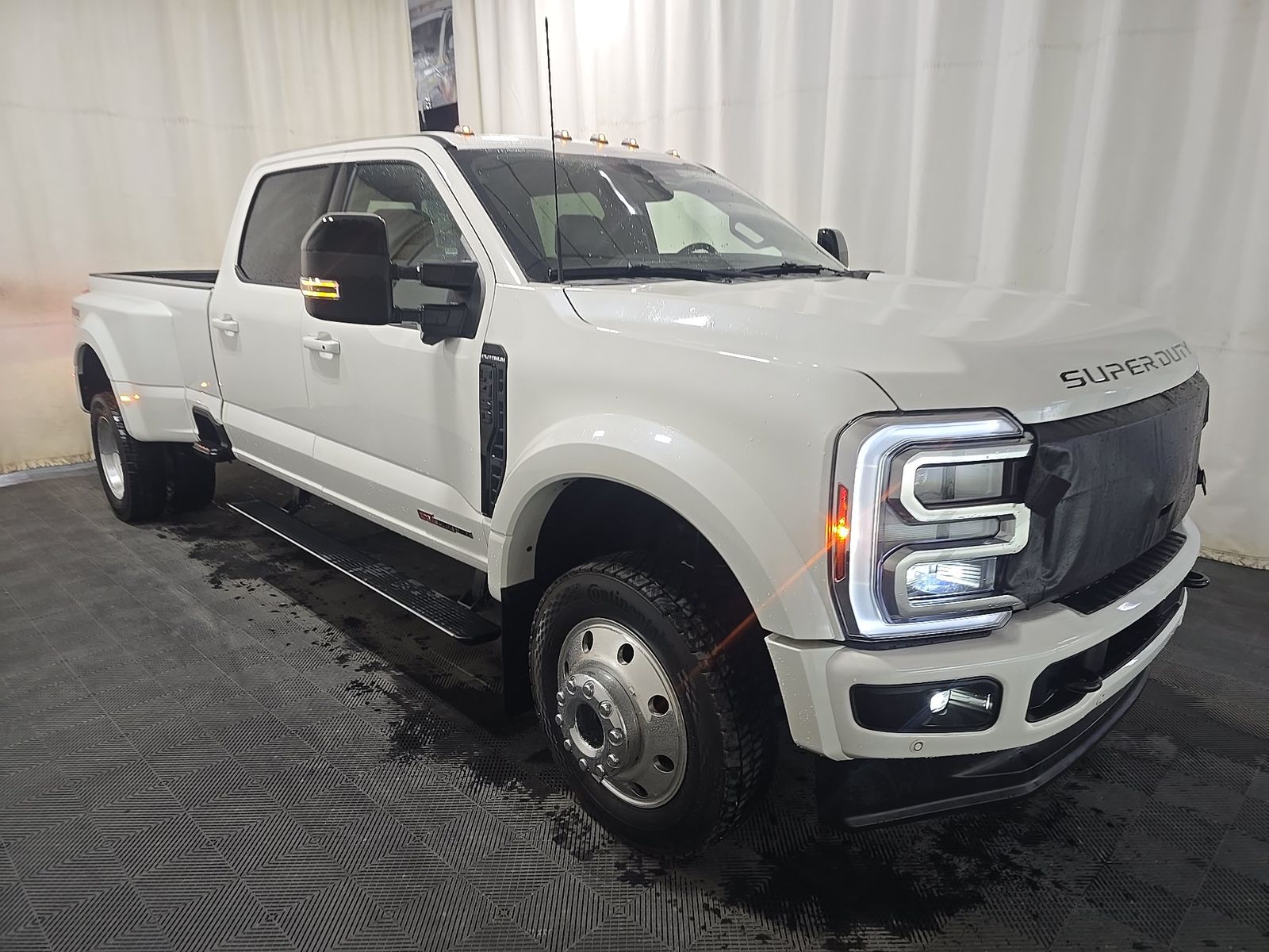 FORD F-450 - 4