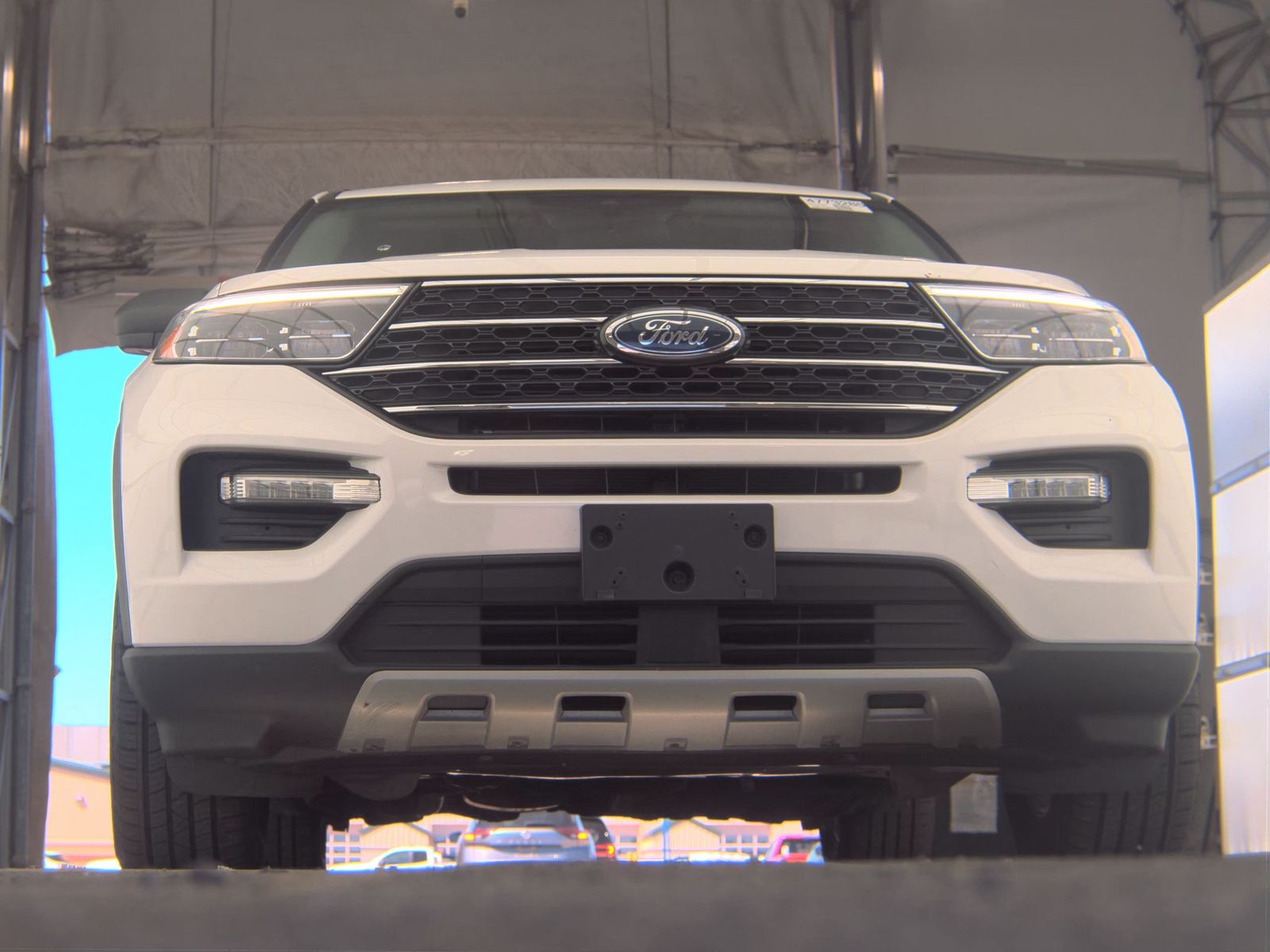 FORD EXPLORER - 4