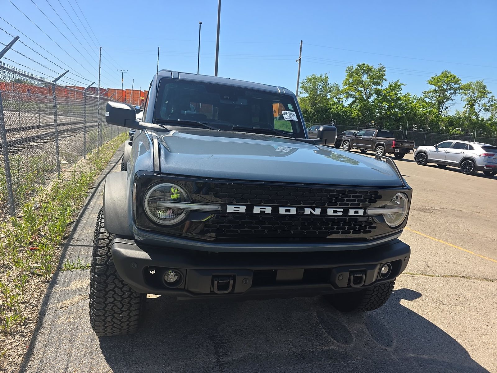 FORD BRONCO - 3