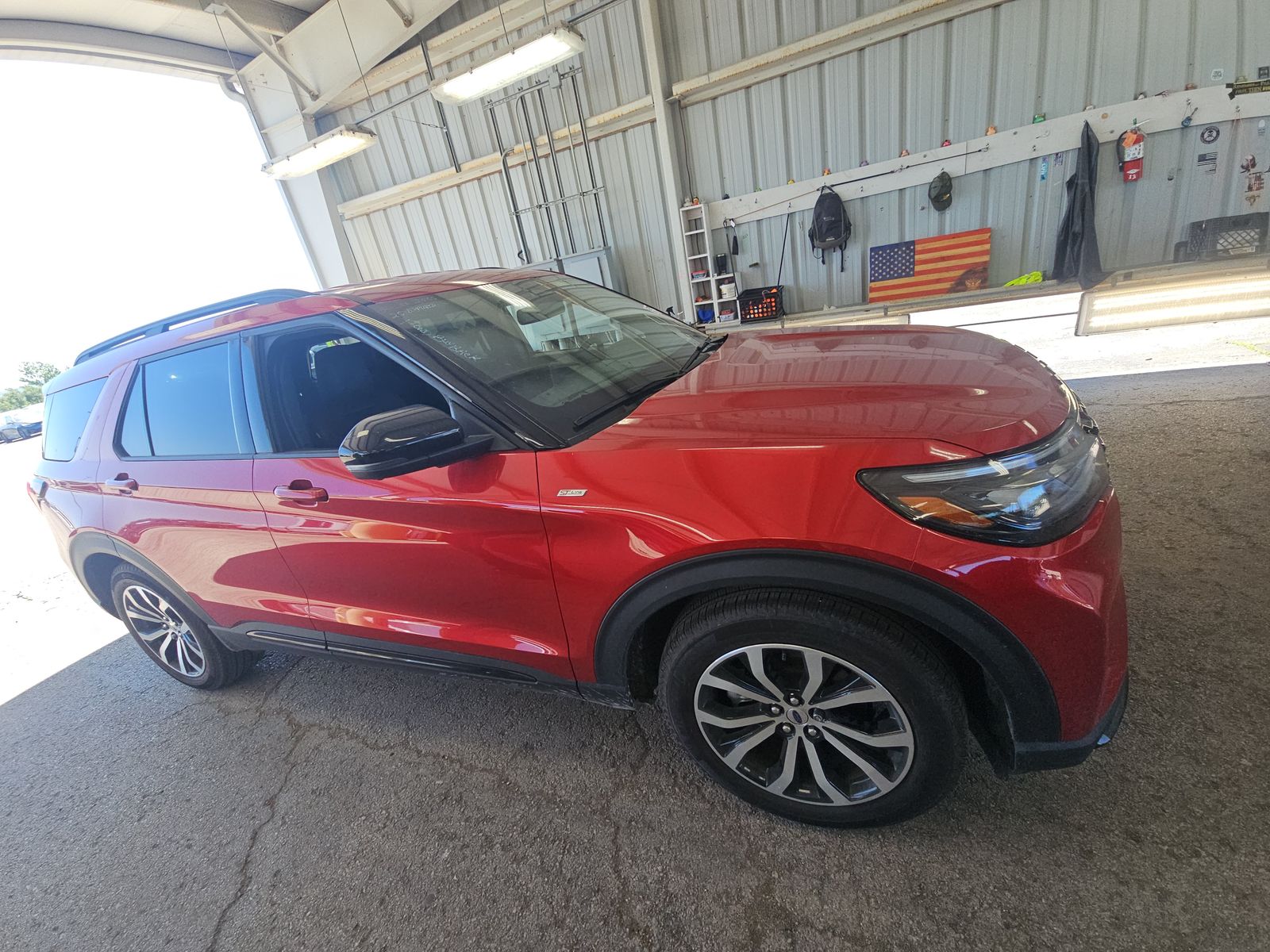 FORD EXPLORER - 4