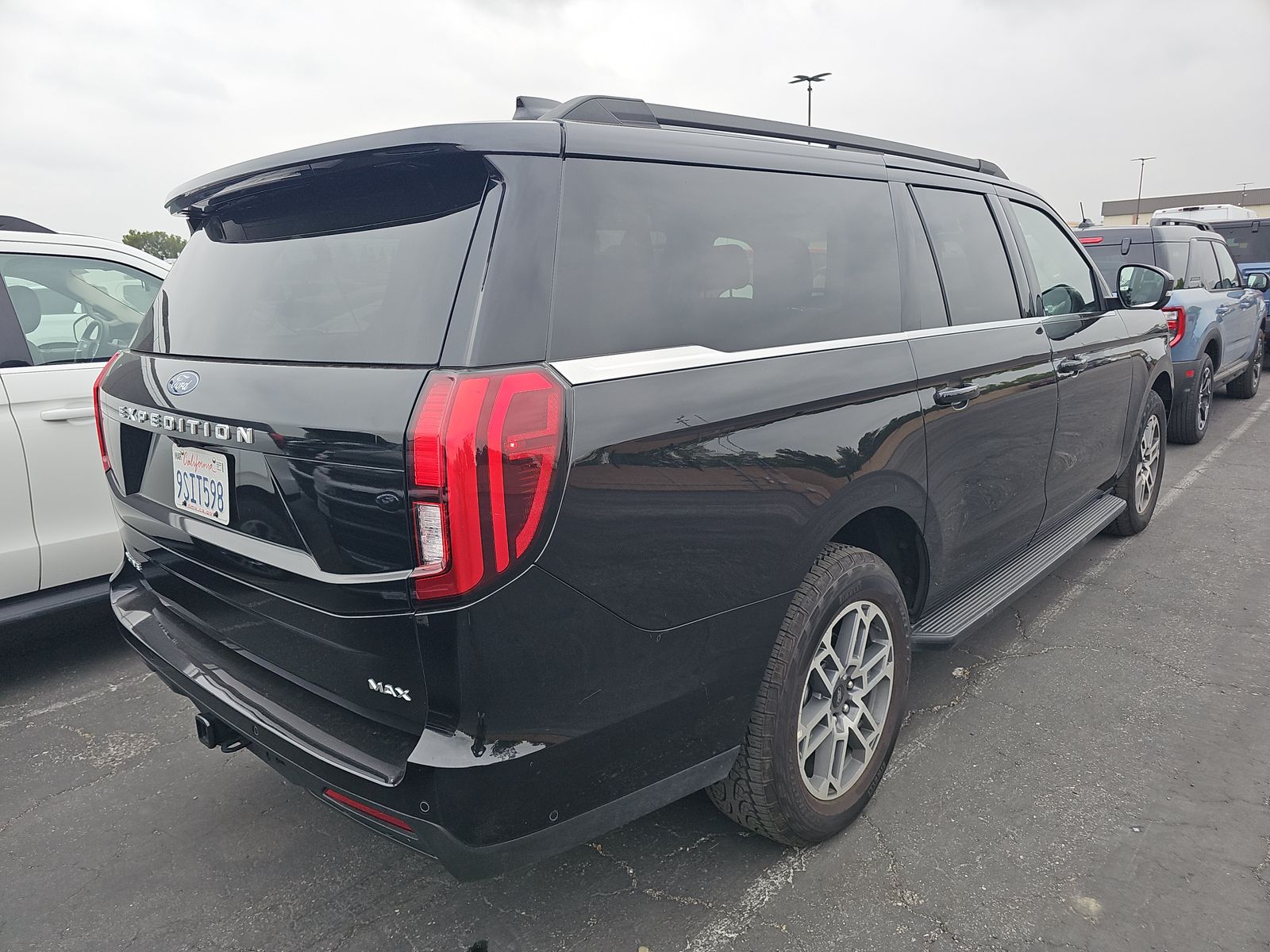 FORD EXPEDITION MAX - 5